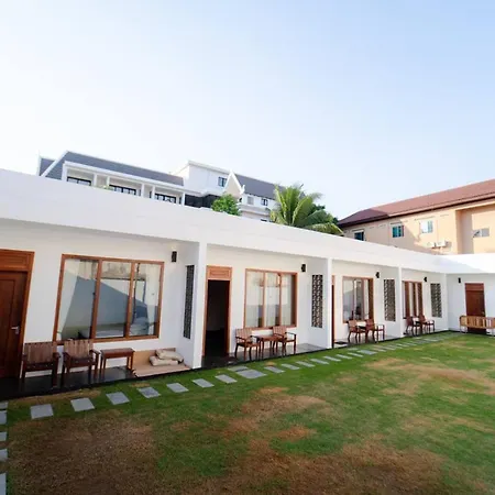 Uma Residence