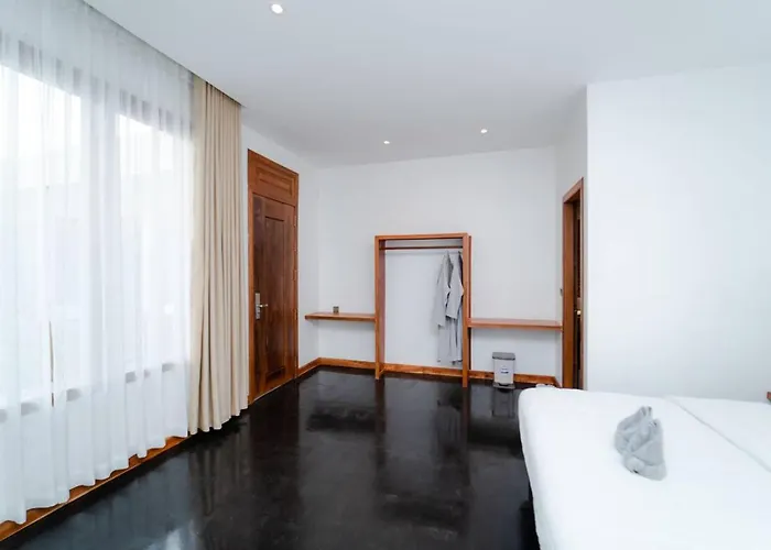Uma Hotel