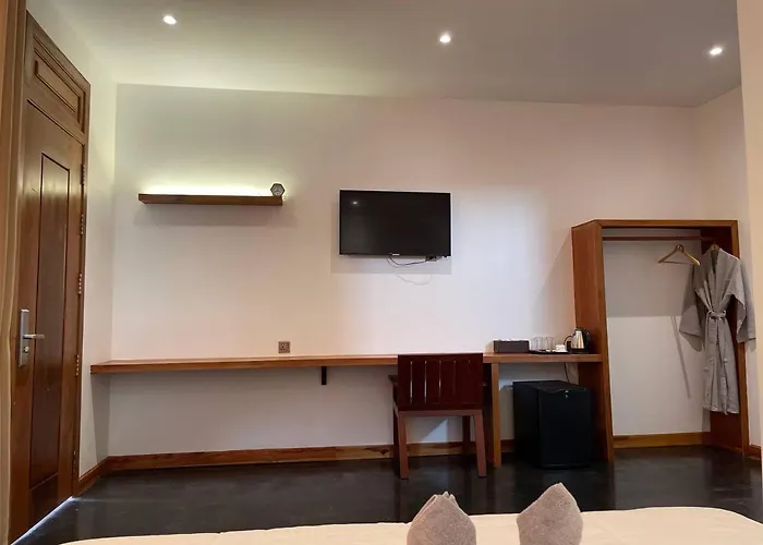 Uma Hotel 3*