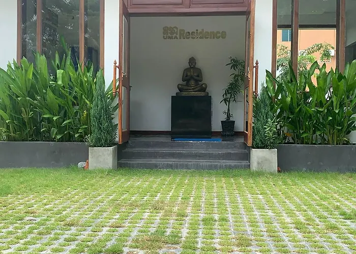 Uma Hotel